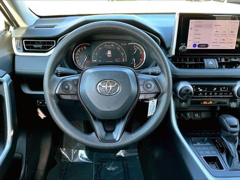 Used 2024 Toyota RAV4 LE image 5