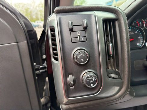Used 2017 Chevrolet Silverado 1500 LTZ Z71 w/ LTZ Plus Package AWD/4WD image 16