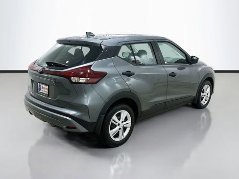 Used 2024 Nissan Kicks S FWD image 7