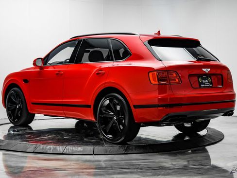 Used 2019 Bentley Bentayga image 9