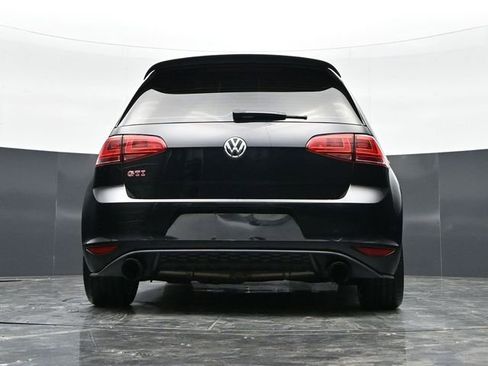 Used 2016 Volkswagen Golf 4-Door image 39