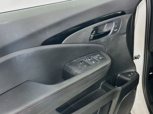 Used 2025 Honda Passport Black Edition image 20