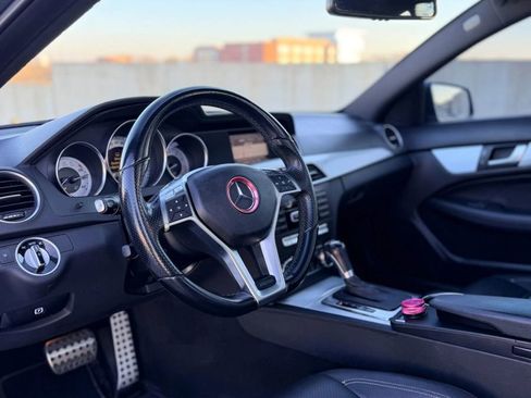 Used 2013 Mercedes-Benz C 250 Coupe image 8