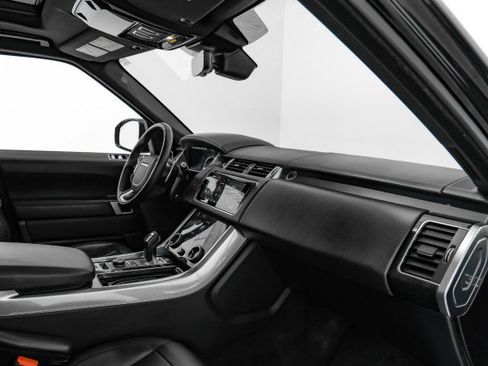 Used 2021 Land Rover Range Rover Sport HSE Dynamic image 10