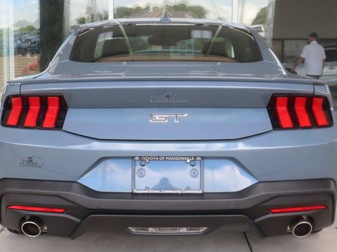 Used 2024 Ford Mustang GT Premium RWD image 7