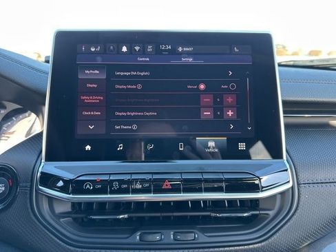 New 2026 Jeep Compass Latitude image 36