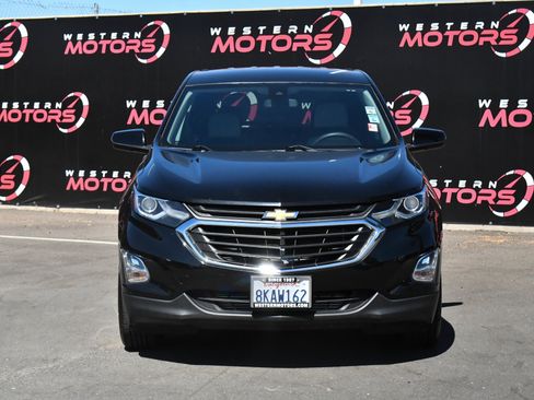 Used 2019 Chevrolet Equinox LT FWD image 2