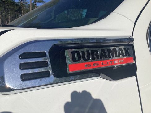 New 2026 GMC Sierra 2500 SLT w/ SLT Premium Package AWD/4WD image 9