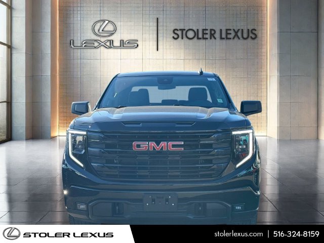 Used 2023 GMC Sierra 1500 Elevation AWD/4WD image 2