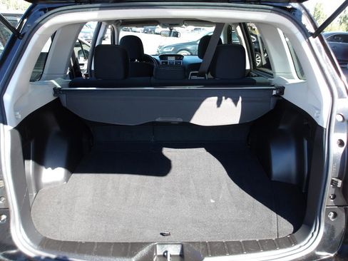 Used 2016 Subaru Forester 2.5i AWD/4WD image 11