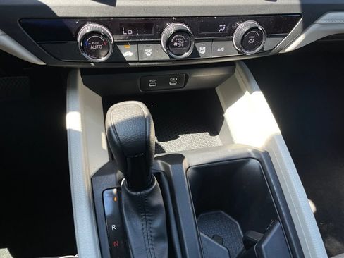 Used 2025 Honda Accord LX image 18