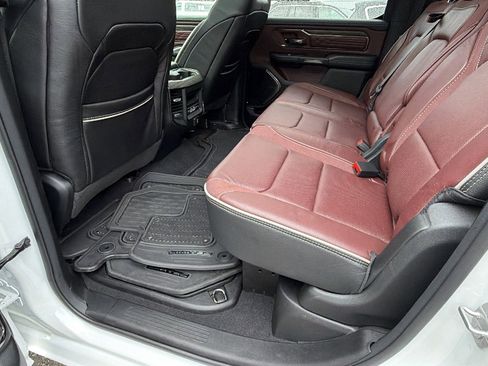 Used 2025 RAM 1500 Limited AWD/4WD image 25
