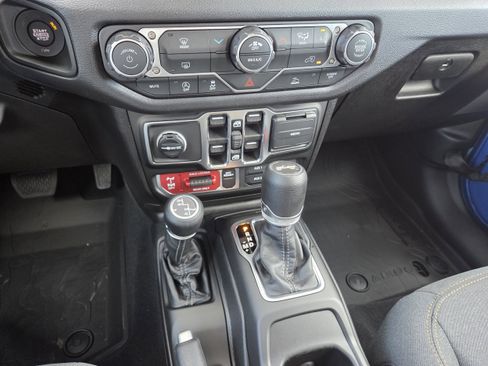 New 2026 Jeep Wrangler Unlimited Sport image 11