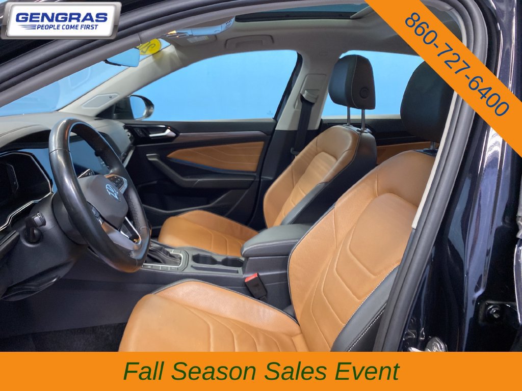 Used 2024 Volkswagen Jetta SEL FWD image 9