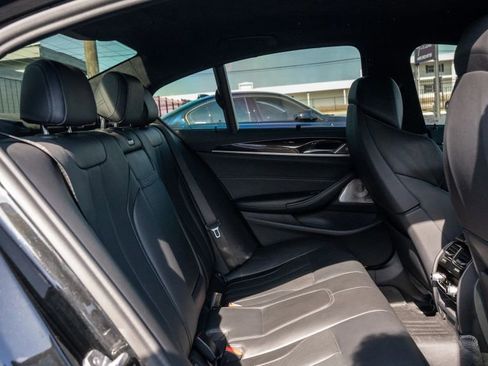 Used 2021 BMW M5 w/ Executive Package image 43