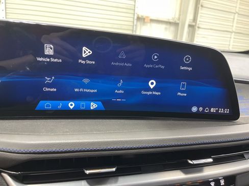 Used 2024 Cadillac XT4 Sport FWD image 15