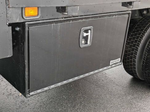 New 2024 Ford F550 4x4 Regular Cab Super Duty image 24