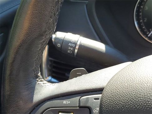 Certified 2022 Cadillac XT4 Premium Luxury w/ Enhanced Visibility Package image 14