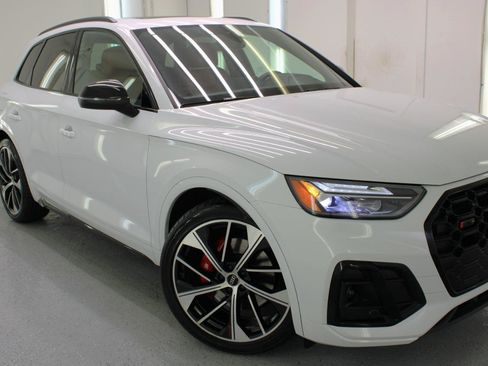 Used 2023 Audi SQ5 Premium Plus w/ Premium Plus Package AWD/4WD image 14