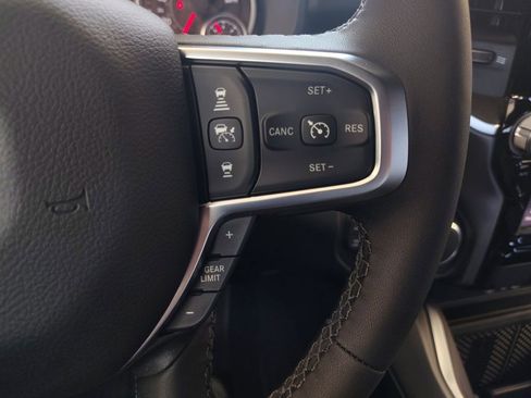 New 2026 RAM 1500 4x4 Crew Cab image 25