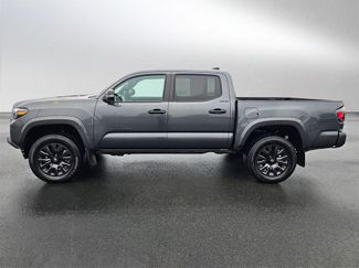 Used 2023 Toyota Tacoma Limited w/ Nightshade Package video 2