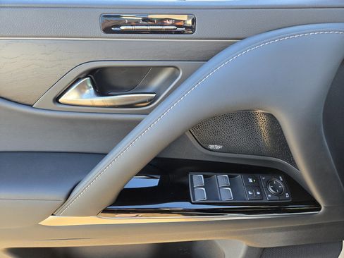 New 2026 Lexus LX 600 4WD w/ Luxury Package image 10