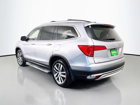 Used 2017 Honda Pilot Elite image 7