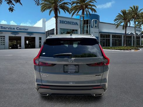Used 2024 Honda CR-V Sport Touring image 7
