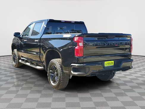 New 2026 Chevrolet Silverado 1500 Custom Trail Boss w/ LPO, Dark Essentials Package AWD/4WD image 4