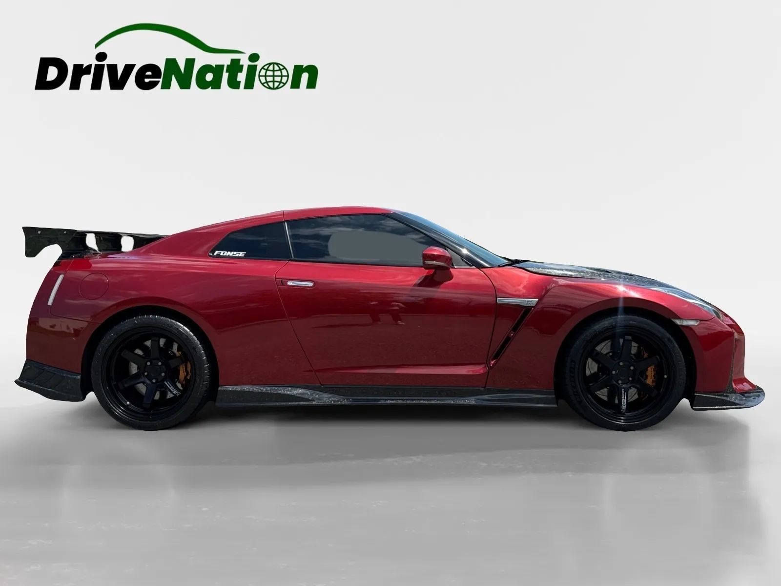 Used 2016 Nissan GT-R Premium AWD/4WD image 4