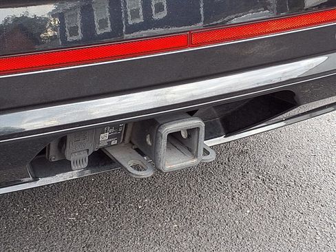 Used 2023 Volkswagen Atlas SEL R-Line image 6