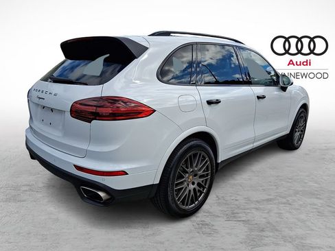 Used 2017 Porsche Cayenne Platinum Edition AWD/4WD image 6
