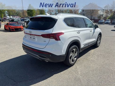 Used 2023 Hyundai Santa Fe SEL image 3