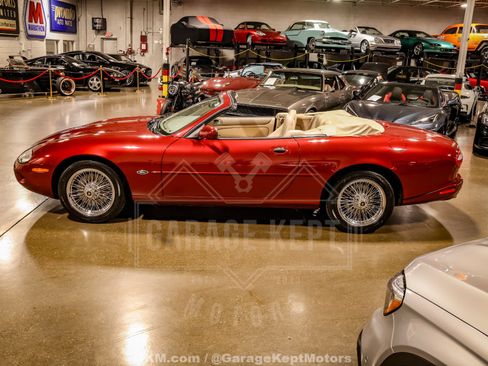 Used 2000 Jaguar XK8 Convertible RWD image 20