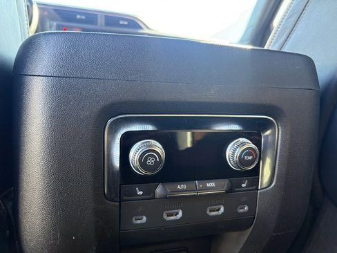 Used 2023 GMC Yukon Denali Ultimate image 14