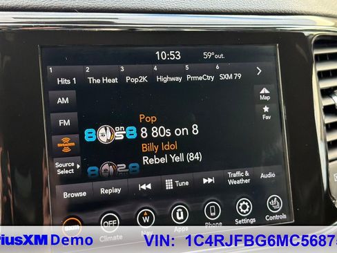 Used 2021 Jeep Grand Cherokee Limited w/ Luxury Group II image 30