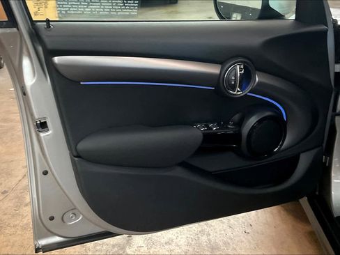 Used 2024 MINI Cooper S image 27