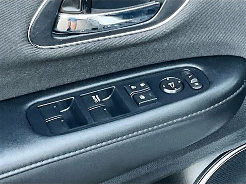 Used 2022 Honda HR-V EX image 17