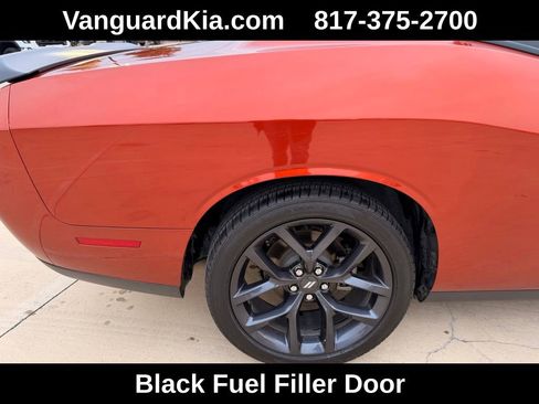 Used 2021 Dodge Challenger SXT w/ Blacktop Package image 10