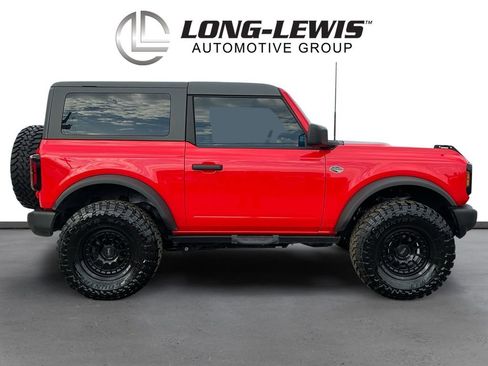 Used 2022 Ford Bronco Wildtrak image 8