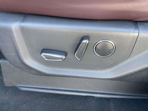 Used 2024 Ford Expedition Limited RWD image 14