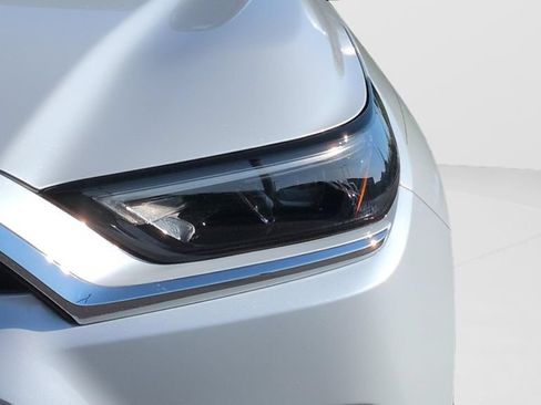 Used 2024 Toyota Grand Highlander AWD image 9