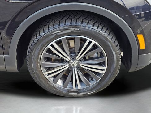 Used 2019 Volkswagen Tiguan SEL w/ 3rd Row Seat Package image 28