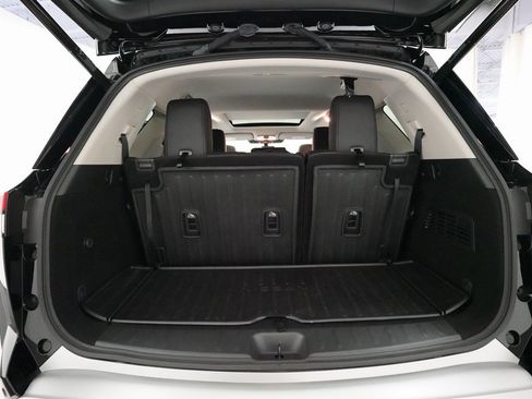 Certified 2024 Nissan Pathfinder Platinum w/ Cargo Package image 10