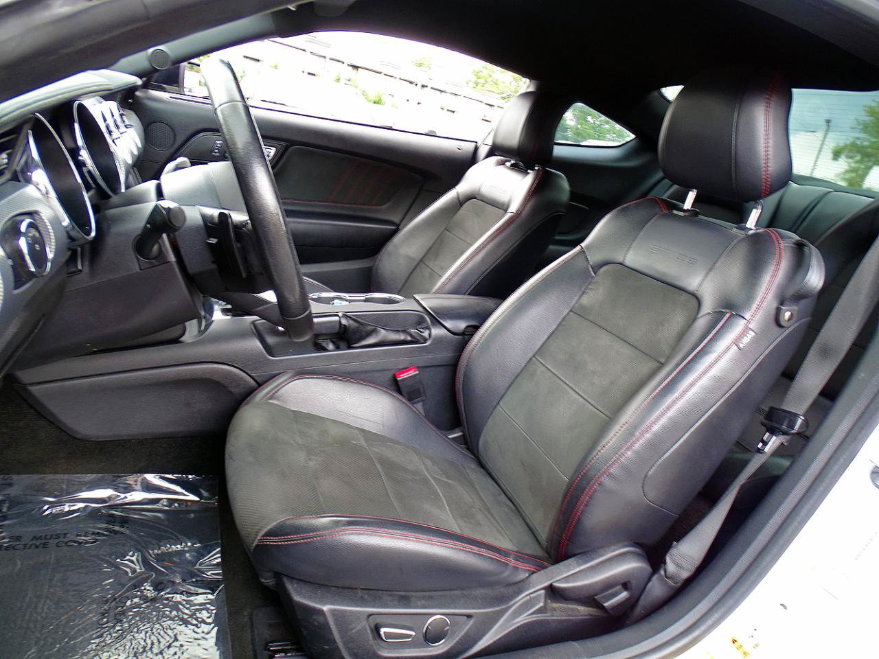 Used 2017 Ford Mustang GT Premium w/ Equipment Group 401A RWD image 17