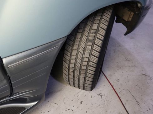 Used 2005 Lexus LX 470 4WD image 40