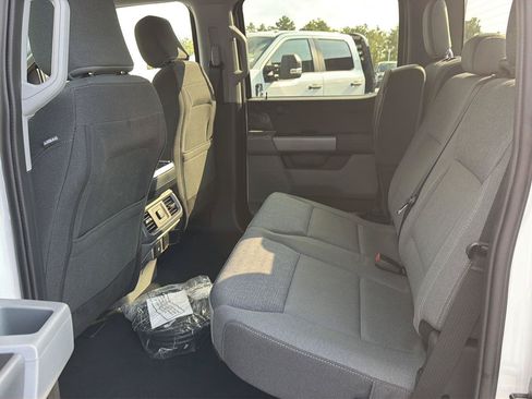 Used 2025 Ford F150 Lightning XLT AWD/4WD image 11