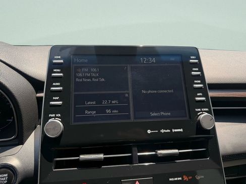 Used 2019 Toyota Avalon XLE w/ Moonroof Package image 43