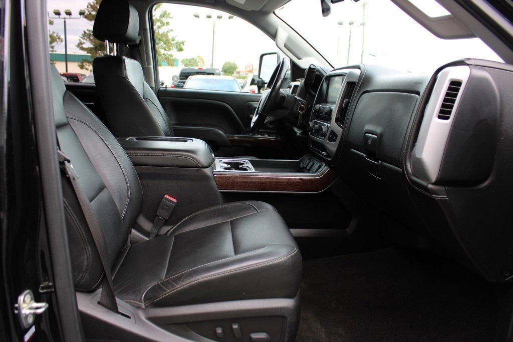 Used 2018 GMC Sierra 2500 SLT AWD/4WD image 14