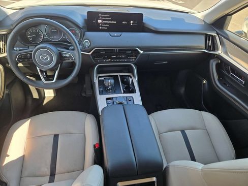 Certified 2025 MAZDA CX-90 3.3 Turbo w/ Preferred Package AWD/4WD image 12